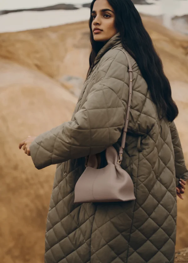 Numéro Neuf Mini Edition Taupe Grainé – Image 3