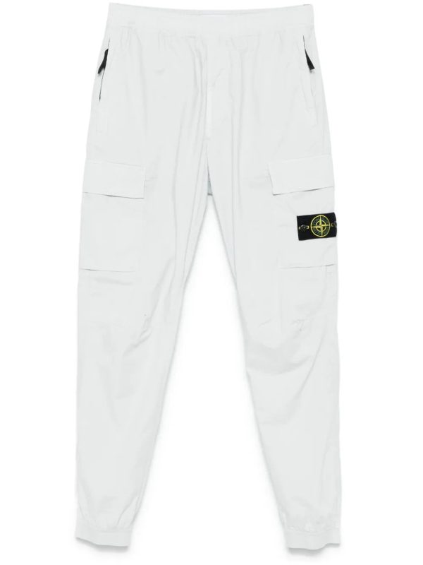 tapered-leg cargo pants