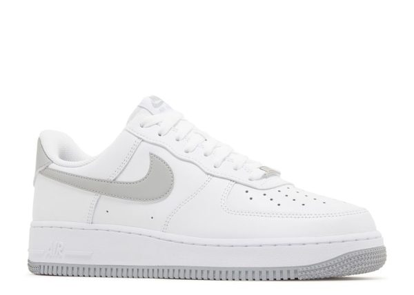 Nike Air Force 1 Low ’07 White Light Smoke Grey – Image 2