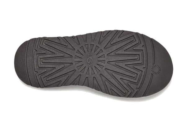 UGG Classic Mini Dipper Boot Brown – Image 6
