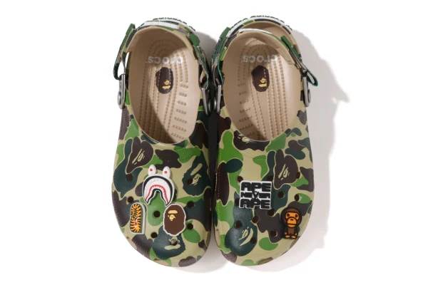 BAPE X CROCS-VERT – Image 4