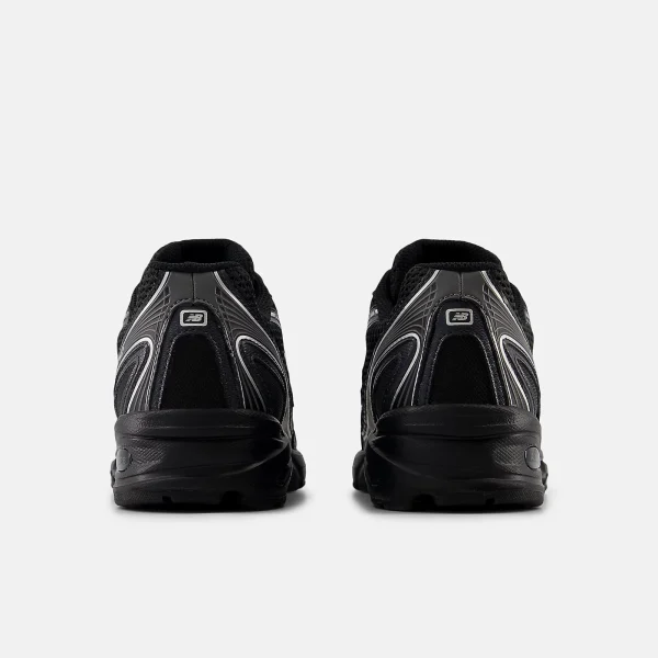 740 Chaussures noires – Image 3