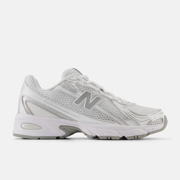 740 chaussures Blanc avec Argent – Image 2