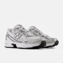 740 chaussures NB Navy avec White et Shadow Grey